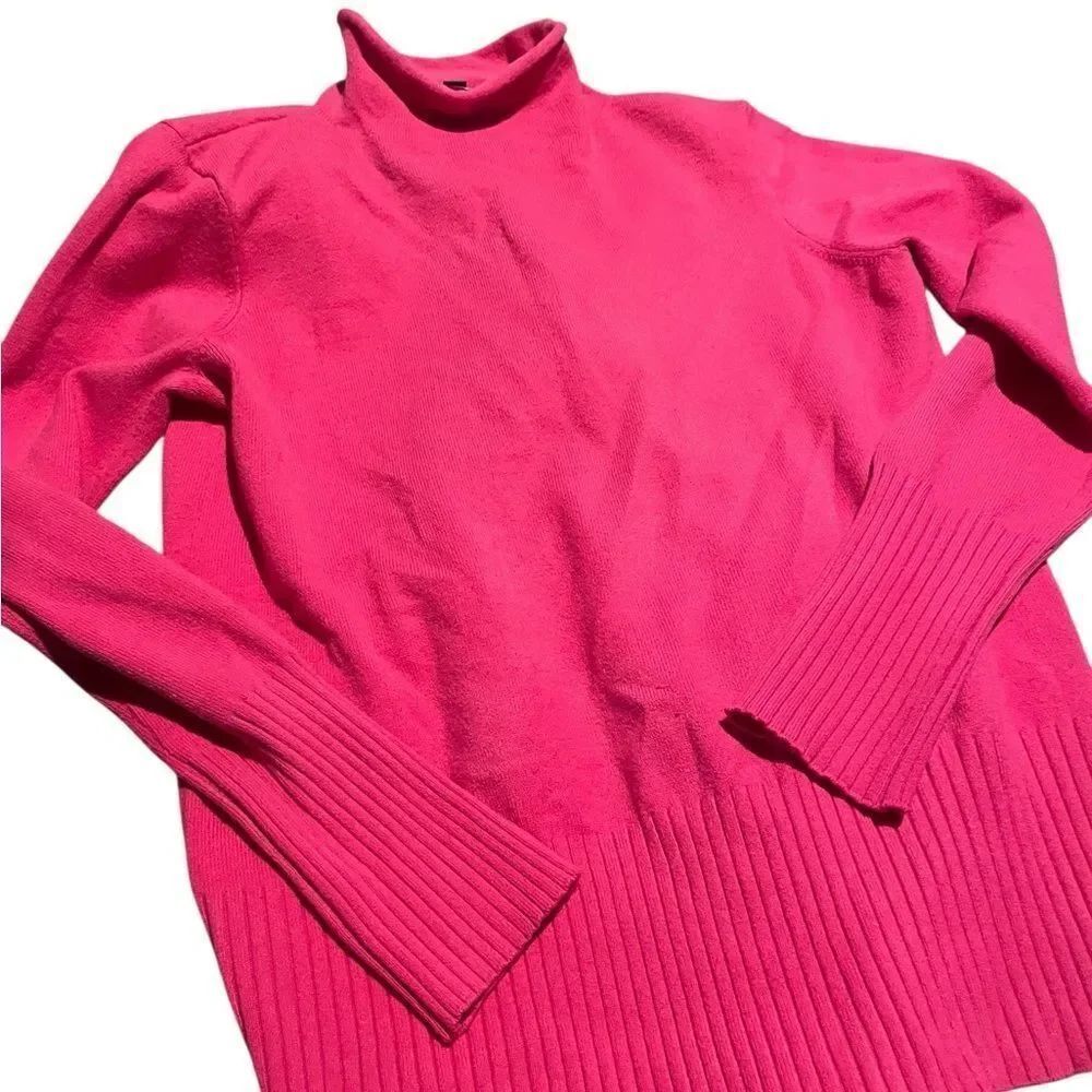 French Connection size large Women's Pink Turtleneck Sweater